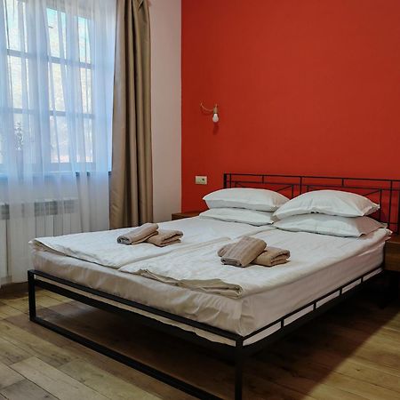 Blur Inn Gallery Єреван Екстер'єр фото