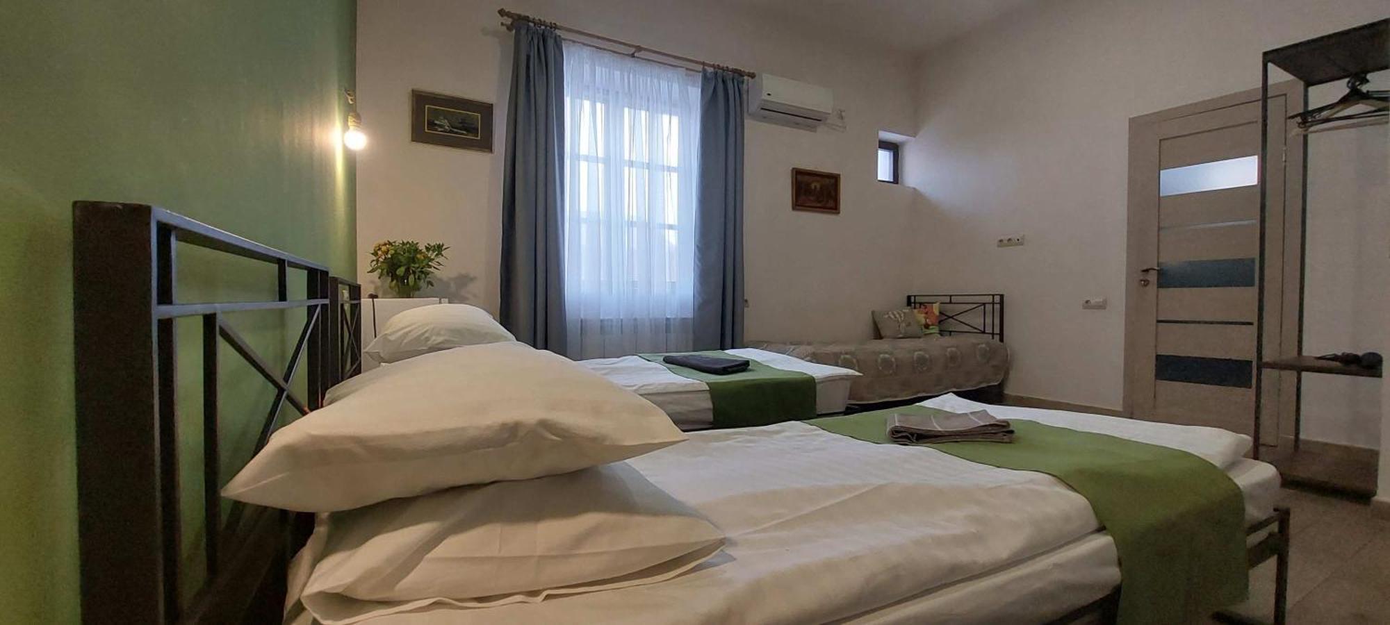 Blur Inn Gallery Єреван Екстер'єр фото
